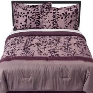 Bella Swan twilight bedding.
